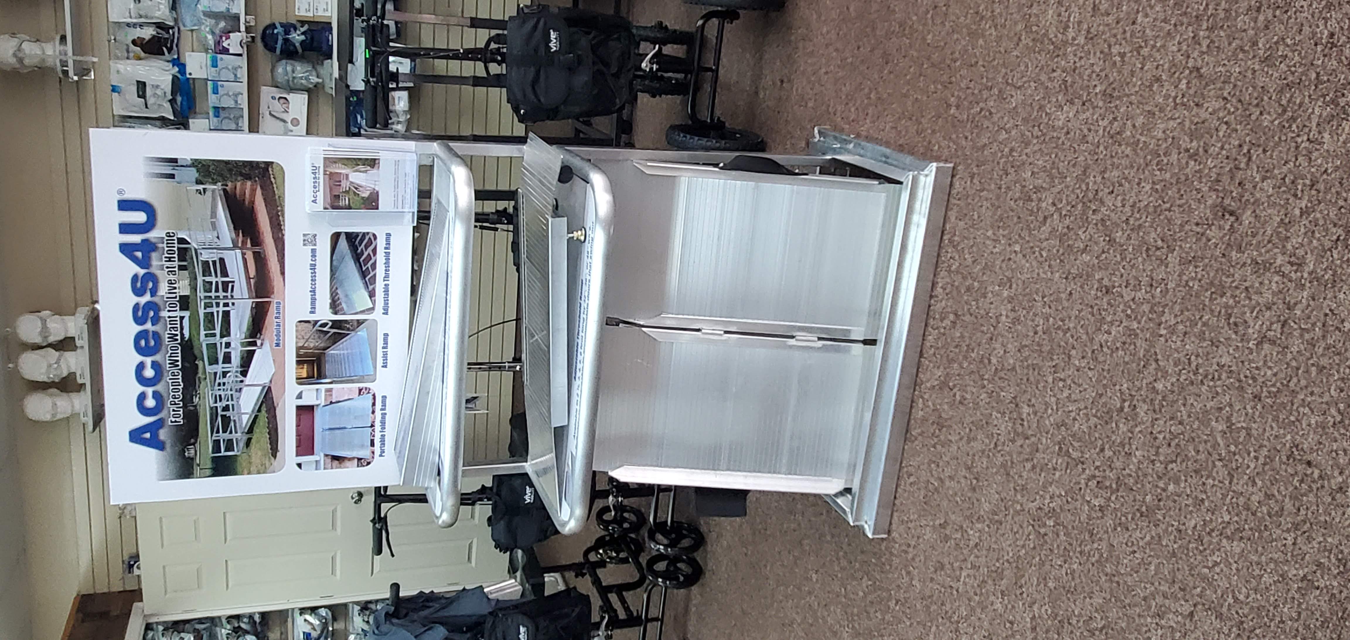 Retail showroom display